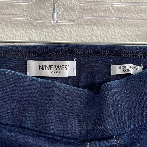 Nine West Women's Heidi Pull-On Yoga Stretch Skinny Leggings - Picture 5 of 8